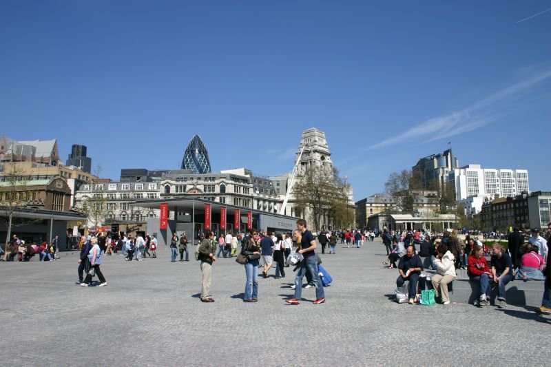 Square by the Tower of London