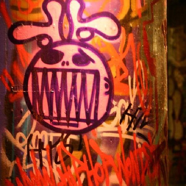 Sprayed-on faces