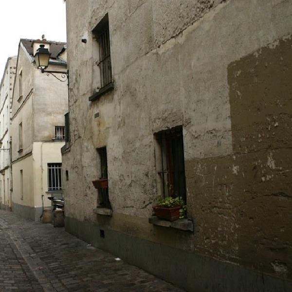 Montmartre back street