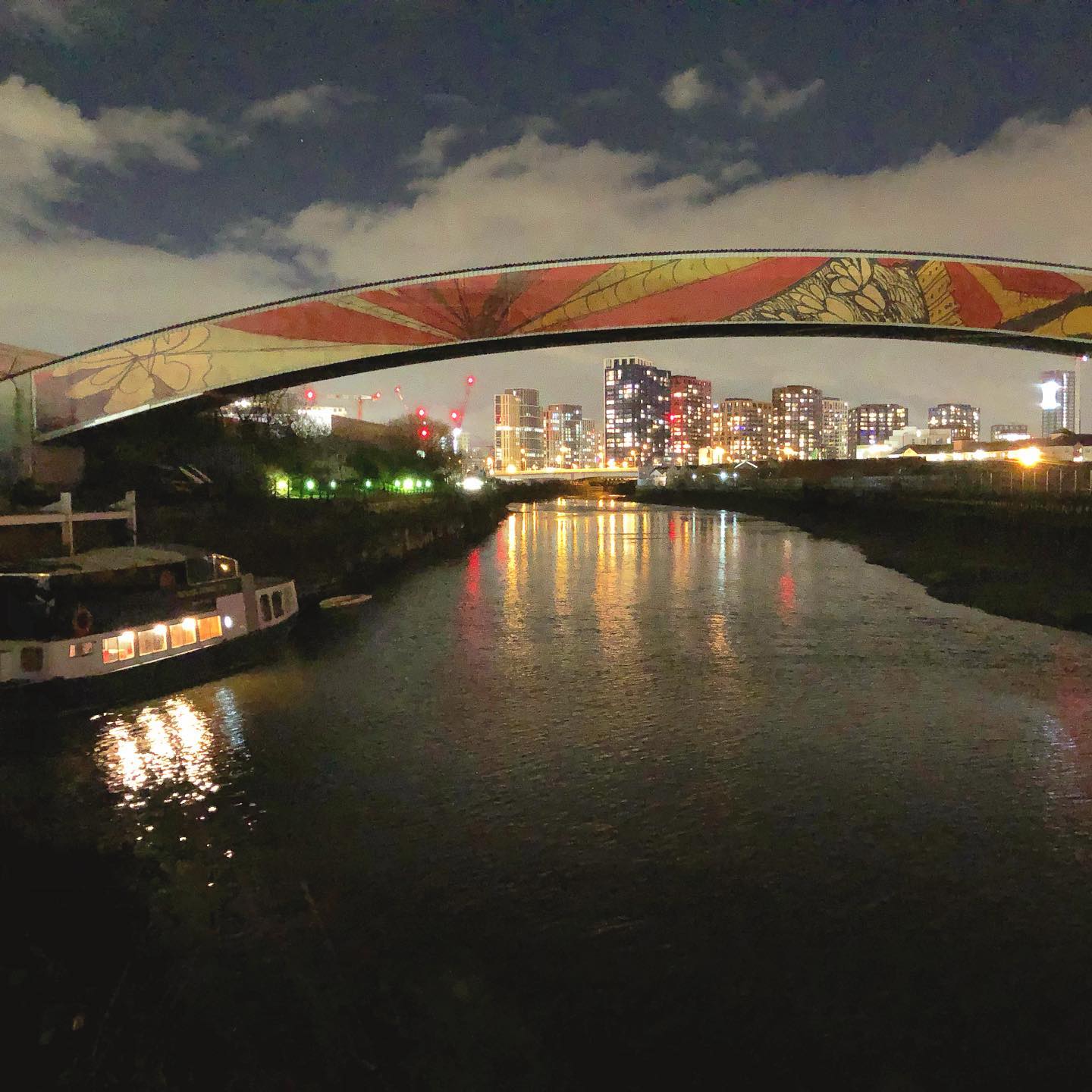 Running through Cody Dock