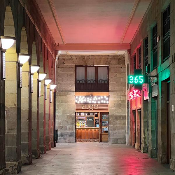 Off Plaza Nueva